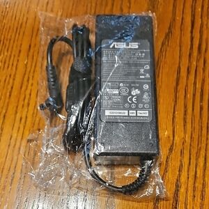 ASUS Black Charging Adapter